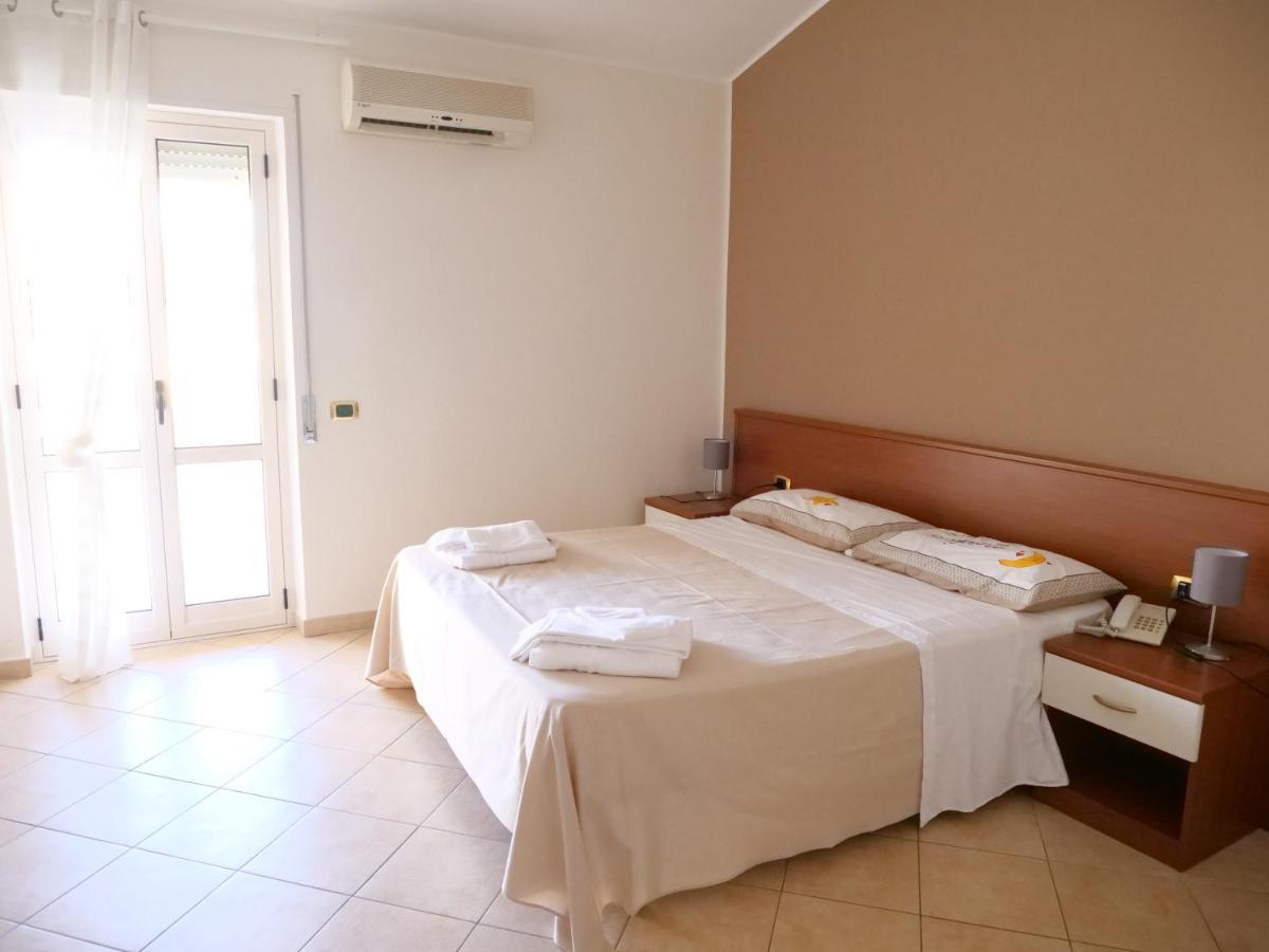 Grand Calabria Hostel